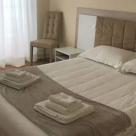 Hotel Le Dauphin 3*
