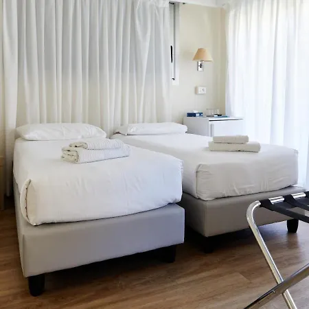 Le Dauphin Otel Menton