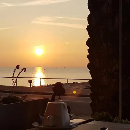 Otel Le Dauphin Menton