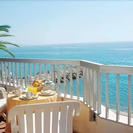 Le Dauphin 3*