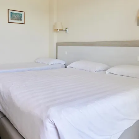Le Dauphin Hotel 3*