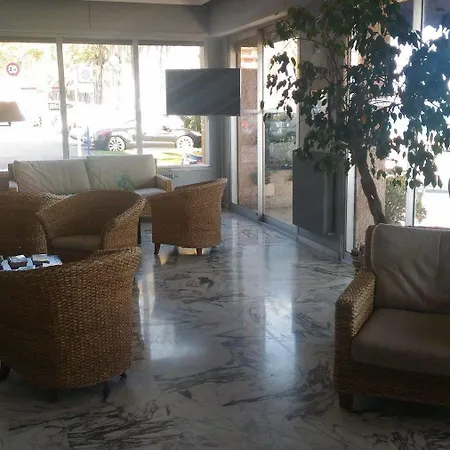 Le Dauphin Hotel